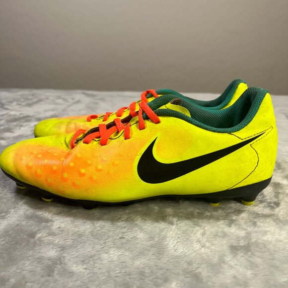 Nike Magista Ola 2 FG Youth Jr 4 Soccer Cleats Football Boots Volt Orange Yellow - Picture 5 of 9